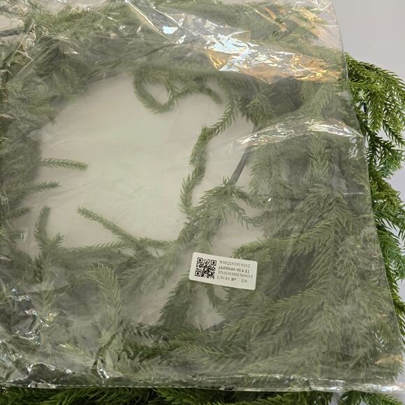 Pine Christmas Garland 6' Green Bendable New - Picture 4 of 5